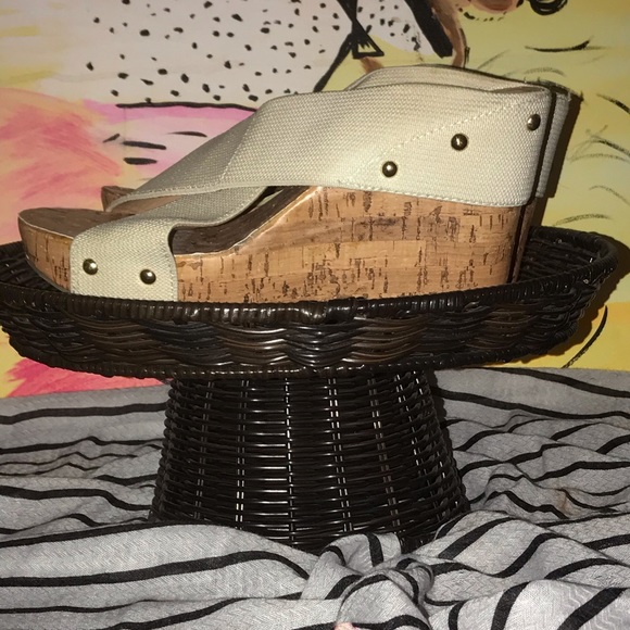 Montego Bay Club cream strap wedge w/stud accents. - Picture 2 of 2